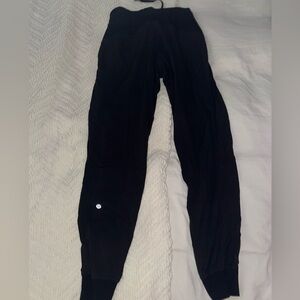 Lululemon black dance studio jogger size 2!!